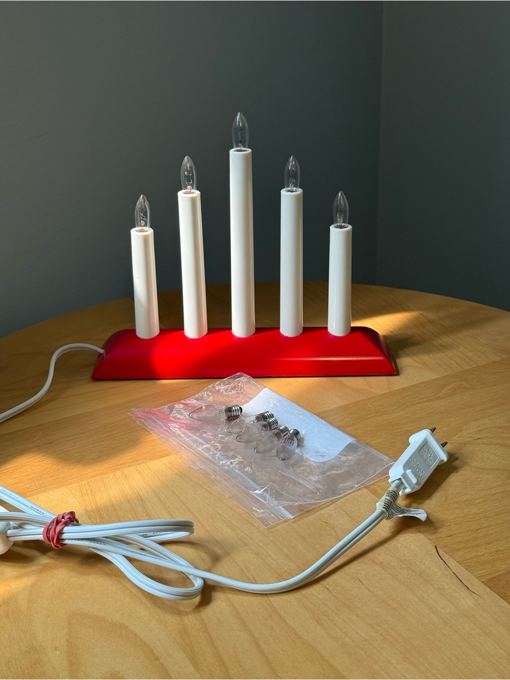 Vintage IKEA Red Strala 5 Light Candelabra Tabletop Lamp With 5 Extra Bulbs - Picture 3 of 11